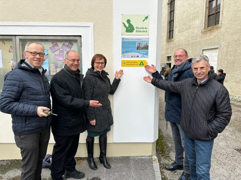Feierliche Freigabe des Ehrenschildes für Reinhard Niederkrottenthaller in Adlwang